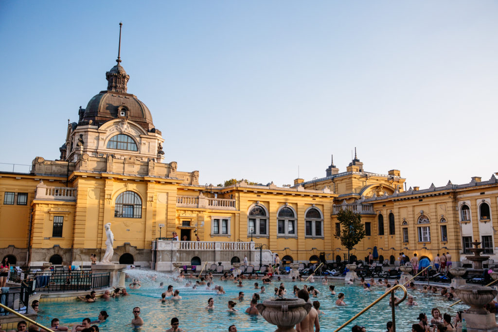 Thermes Széchenyi bassins