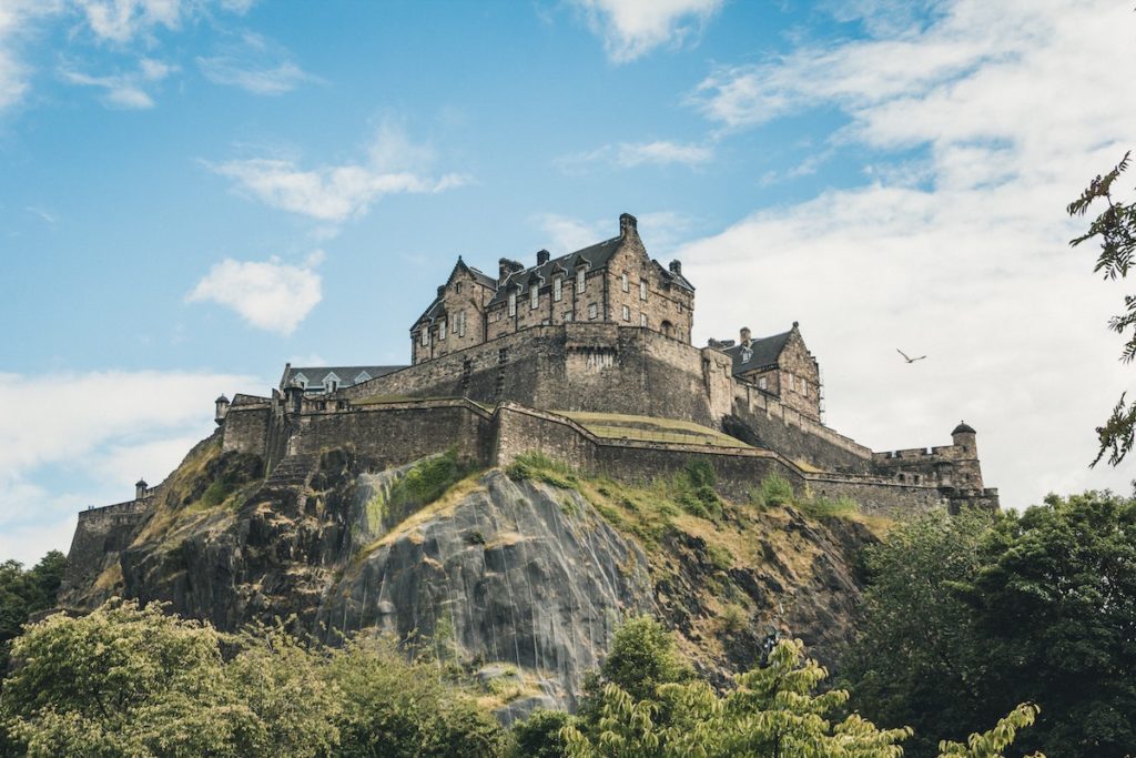 Castello di Edimburgo e roccia vulcanica