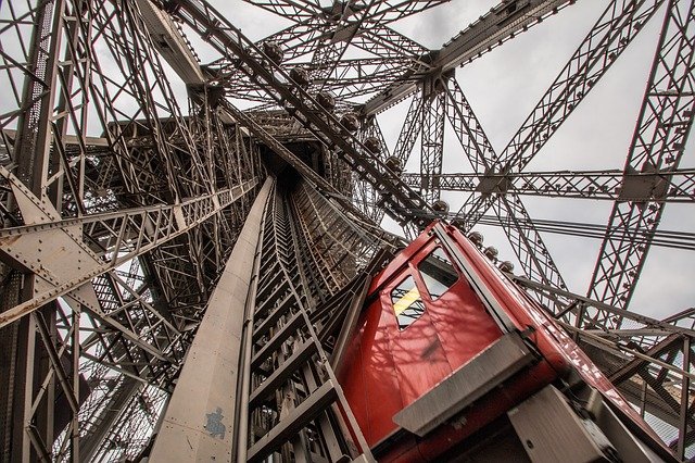 monter tour Eiffel paris