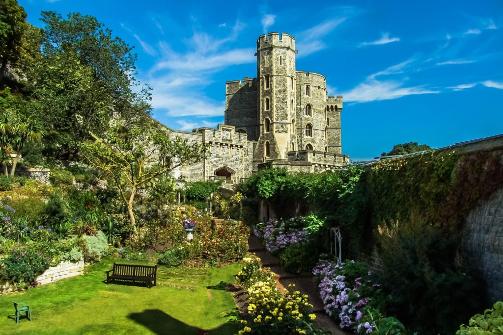 London City Pass - vue de l'extérieur et les jardins, sur le château de Windsor